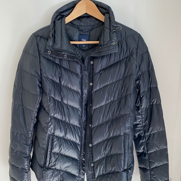 Black Puffer Jacket - Picture 1 of 3